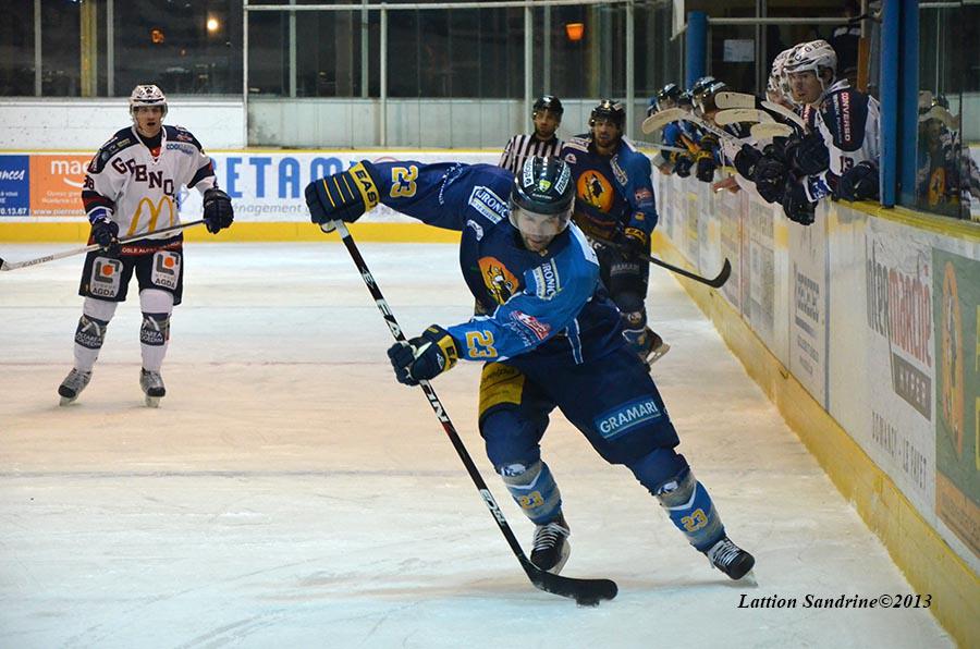 Chamonix  6 - 4 Grenoble 