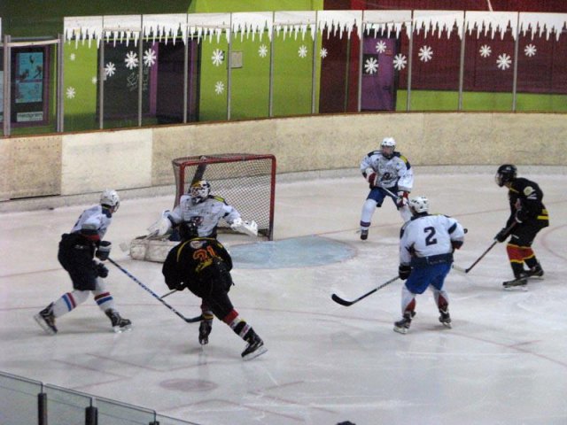 Photo hockey match Besançon - Luxembourg le 16/02/2013