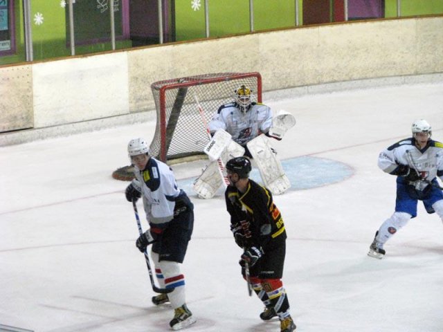 Photo hockey match Besançon - Luxembourg le 16/02/2013