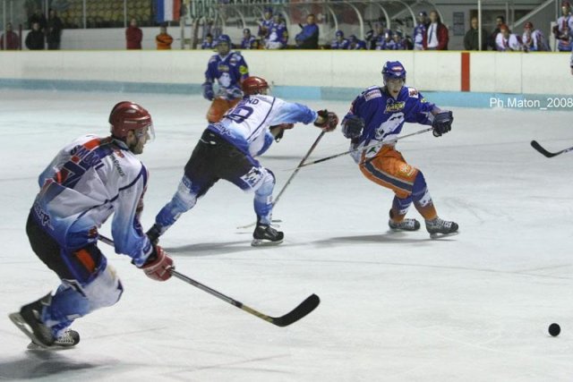 Photo hockey reportage D2 : Le tiers de trop