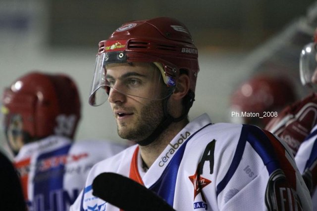 Photo hockey reportage D2 : Le tiers de trop