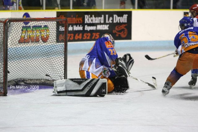 Photo hockey reportage D2 : Le tiers de trop