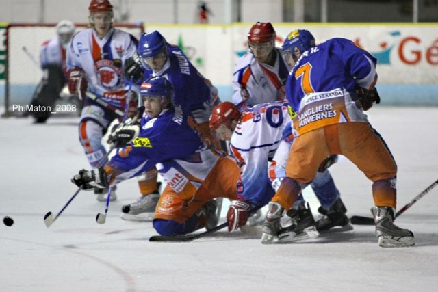 Photo hockey reportage D2 : Le tiers de trop