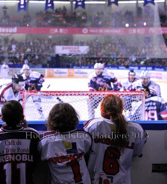 Photo hockey match Grenoble  - Morzine-Avoriaz le 19/02/2013