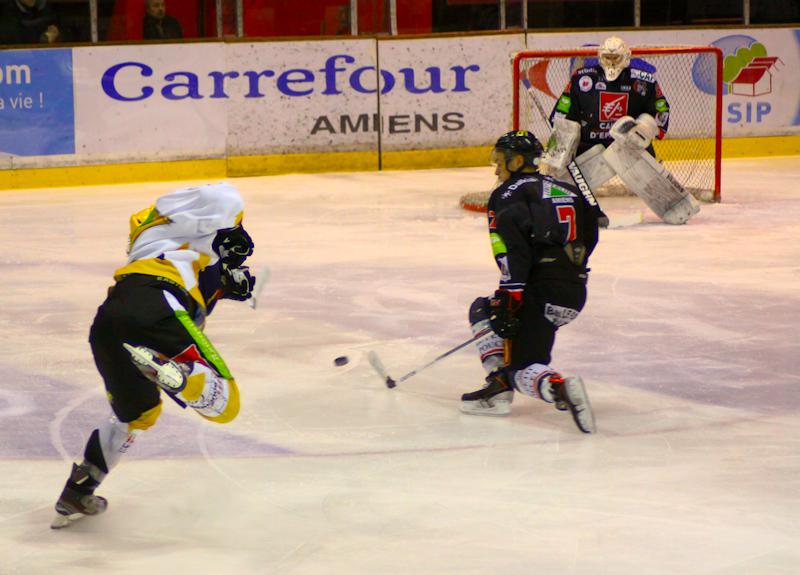 Amiens  2 - 3 Strasbourg 