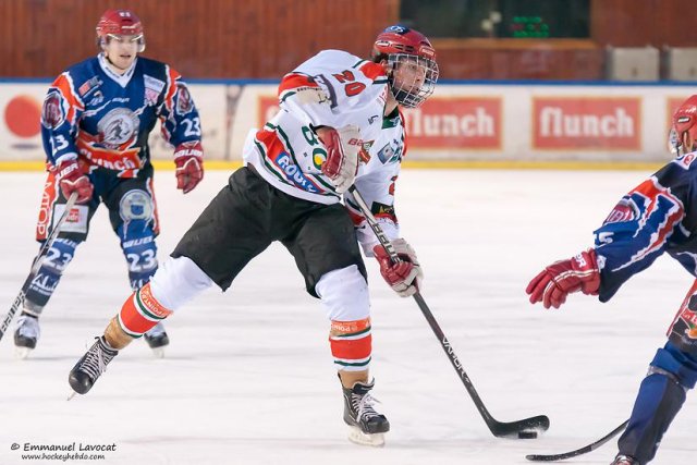Photo hockey match Lyon - Mont-Blanc le 02/03/2013