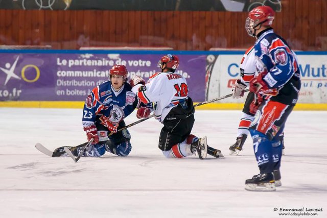 Photo hockey match Lyon - Mont-Blanc le 02/03/2013