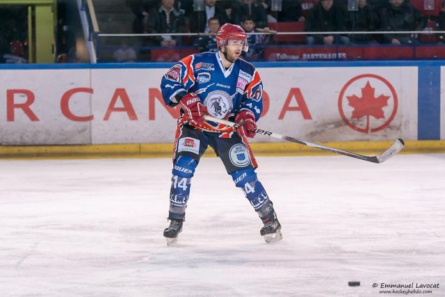 Photo hockey match Lyon - Mont-Blanc le 02/03/2013