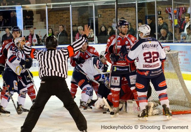 Photo hockey match Angers  - Grenoble  le 06/03/2013