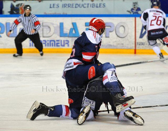 Photo hockey match Grenoble  - Angers  le 09/03/2013