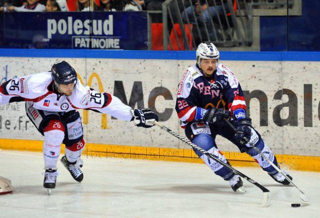 Photo hockey match Grenoble  - Angers  le 09/03/2013