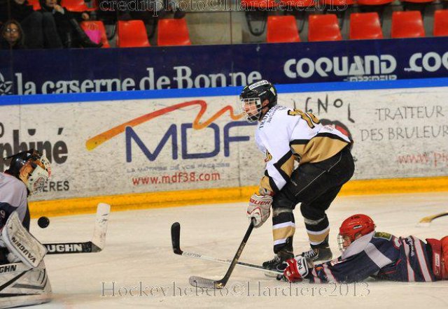 Photo hockey reportage U18 élite : Amiens et Hockey 74 en finale.