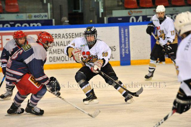 Photo hockey reportage U18 élite : Amiens et Hockey 74 en finale.