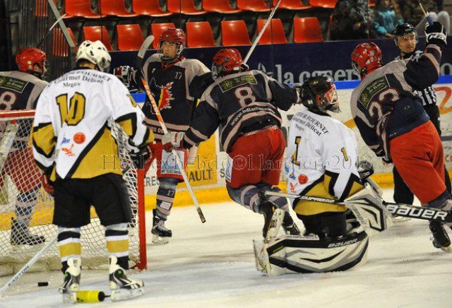 Photo hockey reportage U18 élite : Amiens et Hockey 74 en finale.