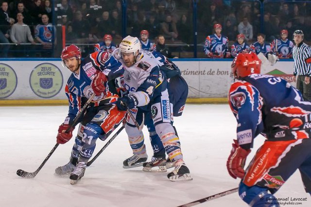 Photo hockey match Lyon - Dunkerque le 06/04/2013