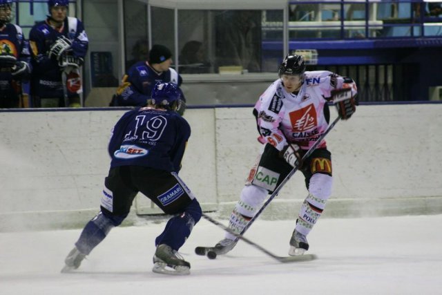 Photo hockey match Mont-Blanc - Amiens  le 22/11/2008