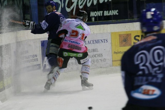 Photo hockey match Mont-Blanc - Amiens  le 22/11/2008