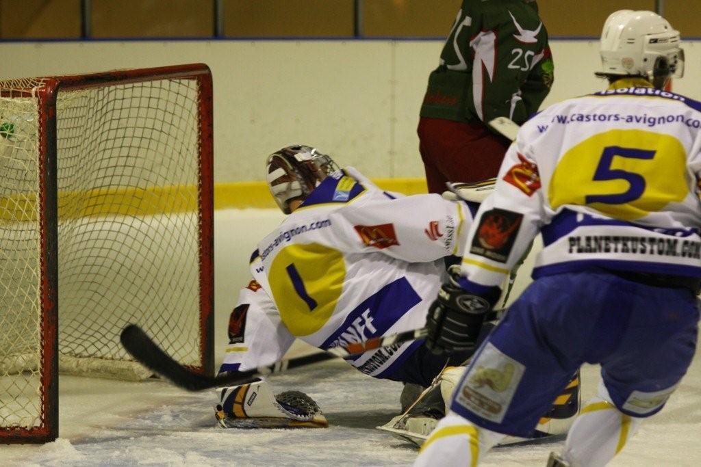Cergy-Pontoise 7 - 5 Avignon