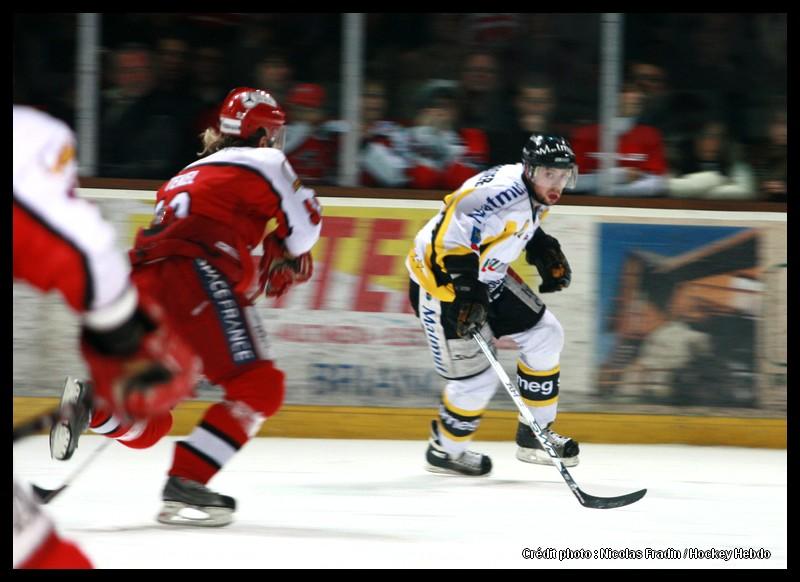 Briançon  4 - 6 Rouen