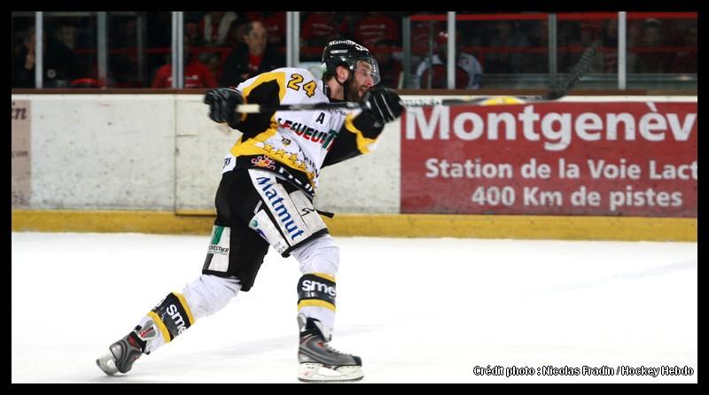 Briançon  4 - 6 Rouen