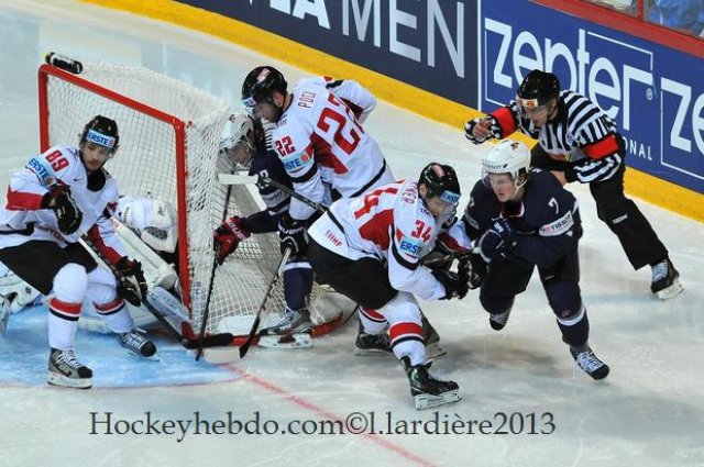Photo hockey match United States of America - Austria le 04/05/2013