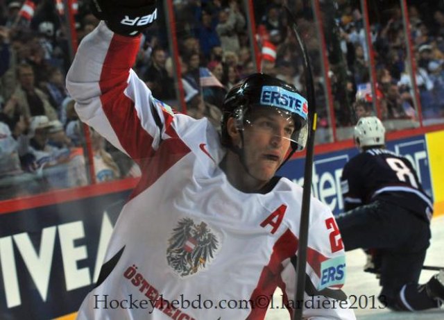 Photo hockey match United States of America - Austria le 04/05/2013