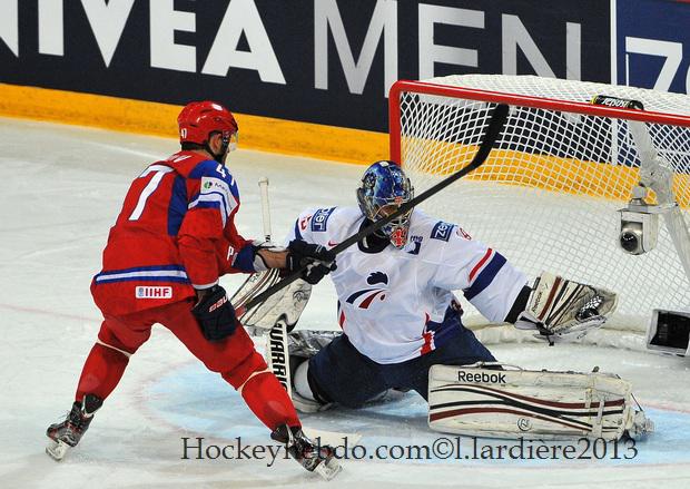 Russia 1 - 2 France