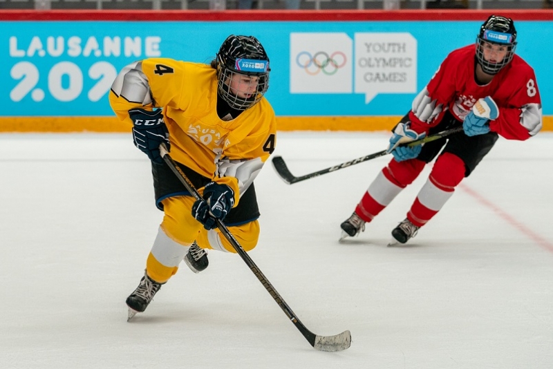 Photo hockey Le hockey à 3 contre 3, par Ludmilla et Nathan - Jeux olympiques