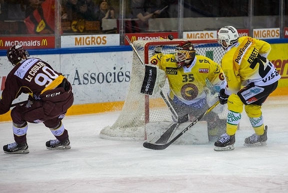 Photo hockey NL - Genève VS Bern : Réaction après match - Suisse - National League : Gen�ve (Gen�ve-Servette HC)
