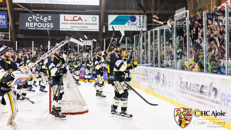 Photo hockey Ajoie recolle dans la série - Suisse - Swiss League : Ajoie (HC Ajoie) Photo hockey Ajoie recolle dans la série - Suisse - Swiss League : Ajoie (HC Ajoie)