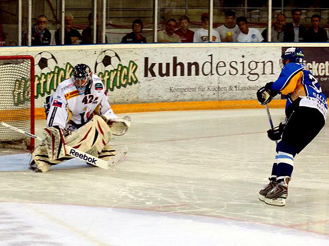Photo hockey BSIH : Genève et Slovan vainqueurs - Hockey en Europe