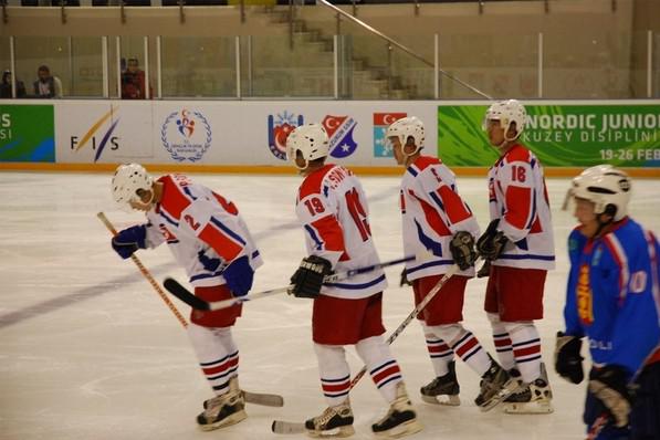 Photo hockey CM 3 : La journée des cartons - Championnats du monde Photo hockey CM 3 : La journée des cartons - Championnats du monde