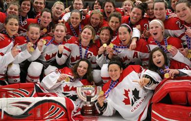 Photo hockey CM Fém : Les Canadiennes en or - Championnats du monde Photo hockey CM Fém : Les Canadiennes en or - Championnats du monde