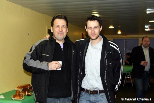Photo hockey D1 : Séance de dédicaces à Cergy - Division 1 : Cergy-Pontoise (Les Jokers) Photo hockey D1 : Séance de dédicaces à Cergy - Division 1 : Cergy-Pontoise (Les Jokers)