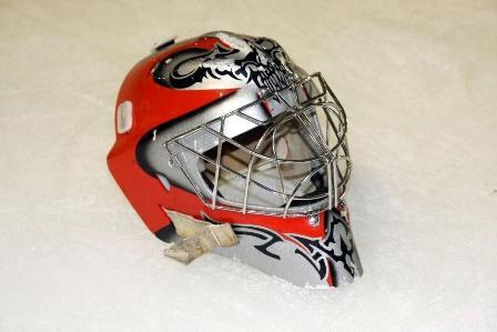 Photo hockey D2 Asnières : Le masque de  R. Drouin - Division 2 : Asnières (Les Castors)