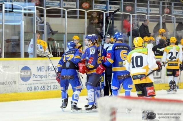 Photo hockey Dijon : Tomas Nadasdi non-conservé. - Ligue Magnus : Dijon (Les Ducs) Photo hockey Dijon : Tomas Nadasdi non-conservé. - Ligue Magnus : Dijon (Les Ducs)