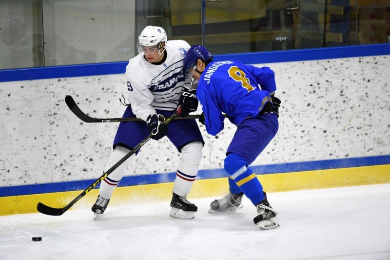 Photo hockey Enzo Guebey en prêt au HCC - Suisse - Swiss League : La Chaux-de-Fonds (HC La Chaux-de-Fonds)