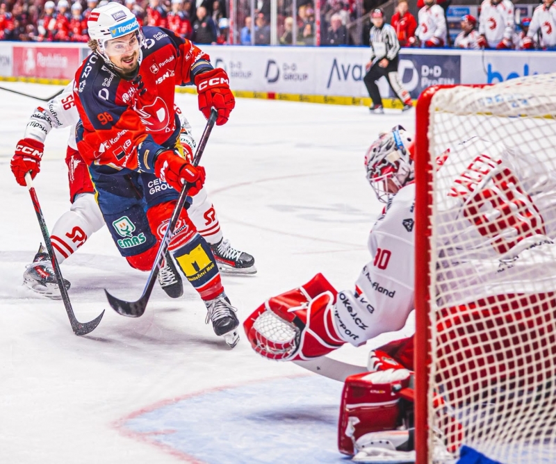 Photo hockey Extraliga : Le cheval terrasse le dragon - TELH - Tipsport Extraliga Ledního Hokeje