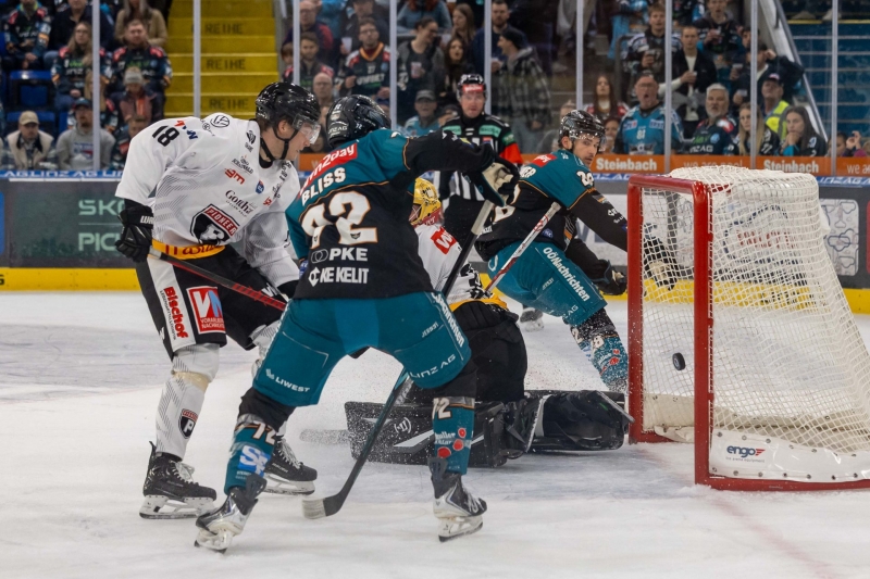 Photo hockey ICEHL : Le malheur des uns... - Hockey en Europe