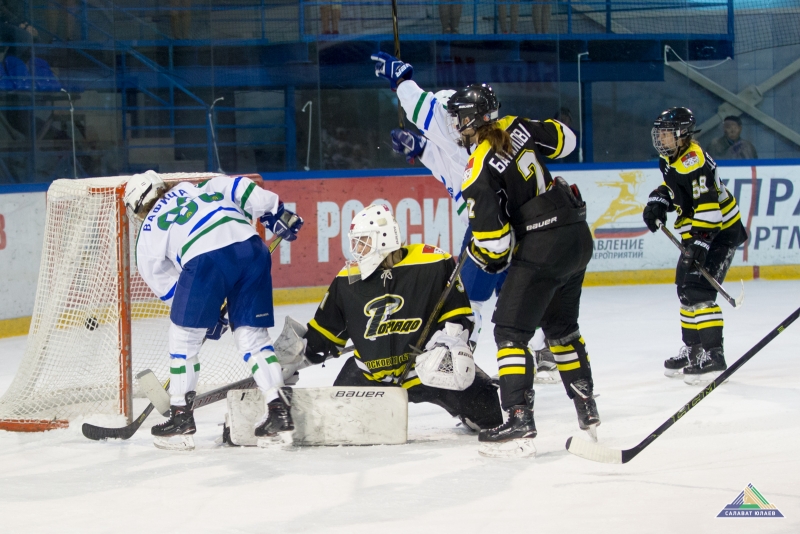 Photo hockey JHL : Agidel champion - Hockey Féminin Photo hockey JHL : Agidel champion - Hockey Féminin