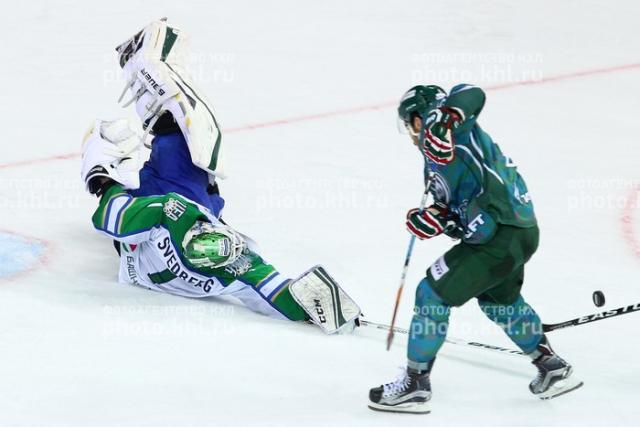 Photo hockey KHL : A couteau tirés - KHL - Kontinental Hockey League
