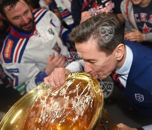 Photo hockey KHL : Bykov démissionne - KHL - Kontinental Hockey League Photo hockey KHL : Bykov démissionne - KHL - Kontinental Hockey League
