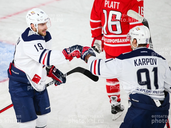 Photo hockey KHL : Derby serré et clé - KHL - Kontinental Hockey League