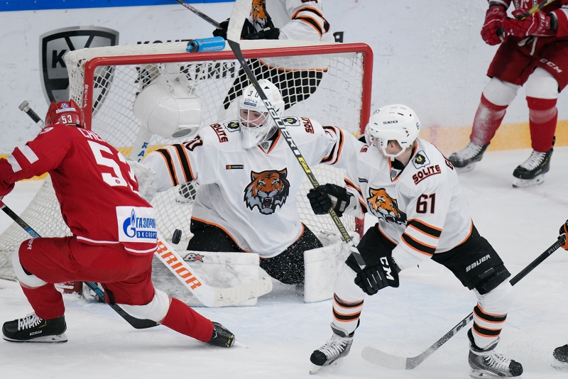 Photo hockey KHL : Féroce compétition - KHL - Kontinental Hockey League
