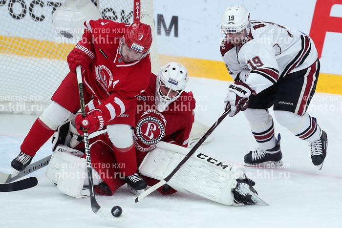 Photo hockey KHL : La chute enrayée - KHL - Kontinental Hockey League