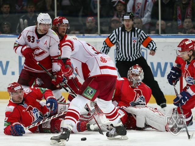 Photo hockey KHL : La soirée des cartons - KHL - Kontinental Hockey League Photo hockey KHL : La soirée des cartons - KHL - Kontinental Hockey League