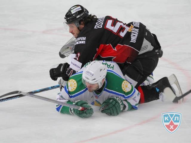 Photo hockey KHL : Le champion en titre éliminé ! - KHL - Kontinental Hockey League Photo hockey KHL : Le champion en titre éliminé ! - KHL - Kontinental Hockey League