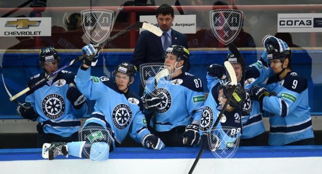 Photo hockey KHL : Le fer gèle en Sibérie - KHL - Kontinental Hockey League