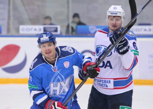 Photo hockey KHL : Le Lada à grande vitesse - KHL - Kontinental Hockey League