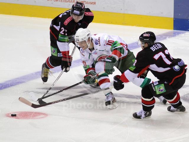 Photo hockey KHL : Le Traktor redémarre - KHL - Kontinental Hockey League Photo hockey KHL : Le Traktor redémarre - KHL - Kontinental Hockey League